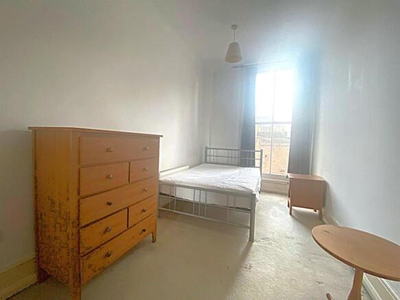 copy bedroom 1 c9f1f24c-e9f3-4f1c-b6e6-4c187ea888d