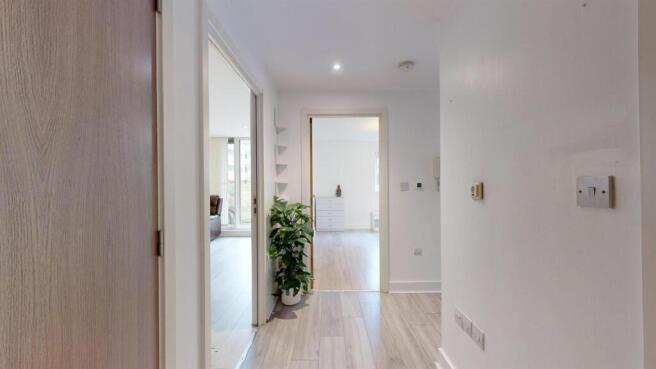 Property for sale at Gallions Reach, By Barrain Lo