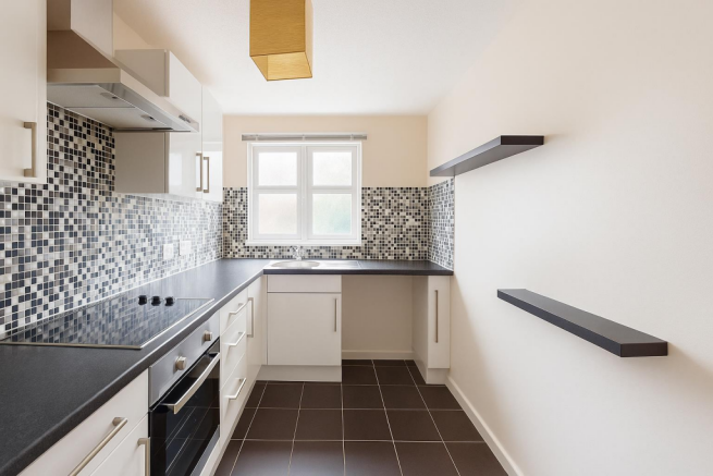 Spacious bright kitchen