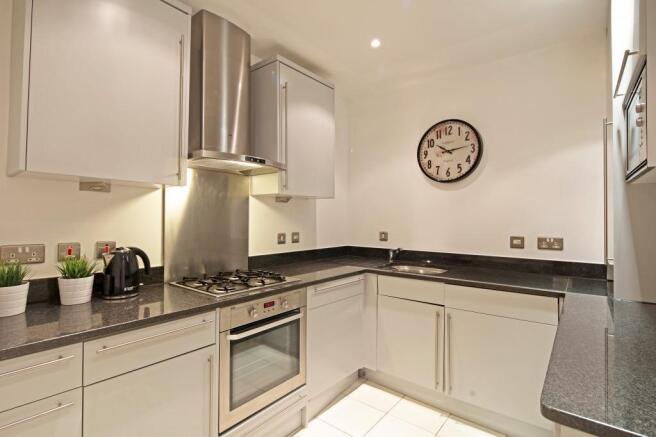 E8 PIMLICO PLACE 167274 (6).jpg