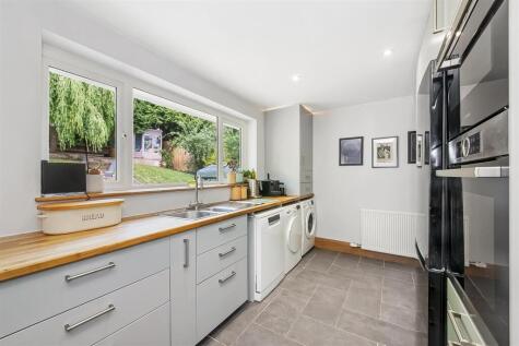 Milton Road, Caterham