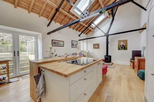 Open Plan Living Room / Kitchen