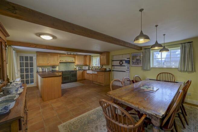 Kitchen Diner