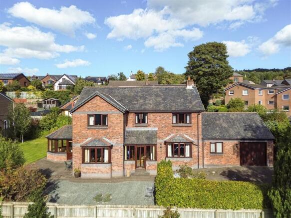4 Lamley Gardens