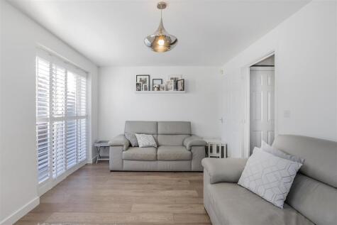 Ellingham View, Dartford