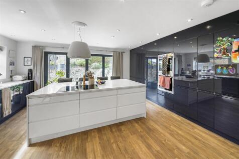 Woodfield Road, Tonbridge