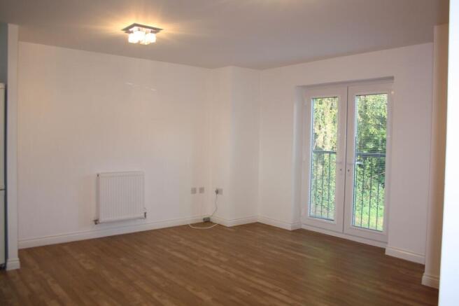 LIVING ROOM AREA