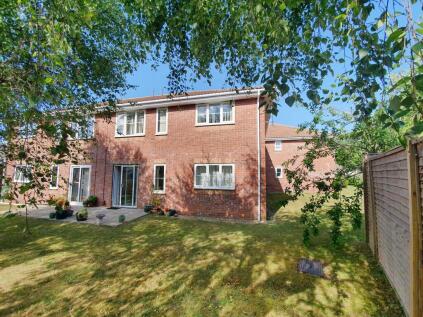 Batten Court, Chipping Sodbury, BS37