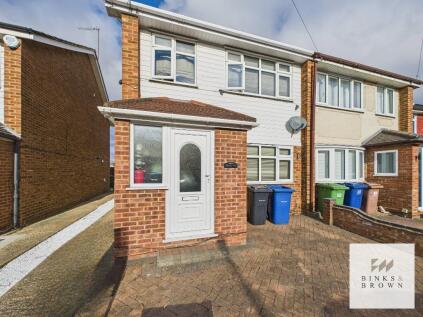 Hope Avenue, Stanford Le Hope, Essex, SS17 8DT