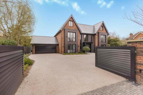 Sandringham Close, Bowdon