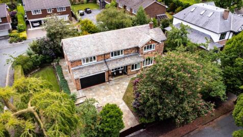 Carlton Road, Hale