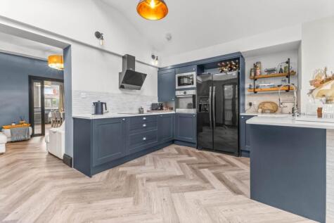 Eaton Road, Bowdon WA14