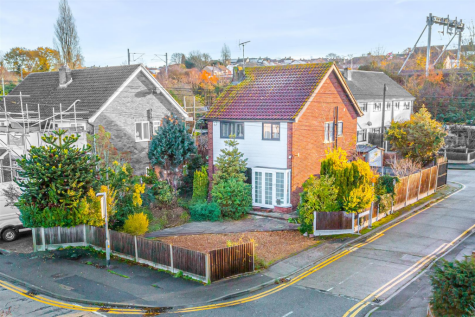 Down Hall Road, Rayleigh