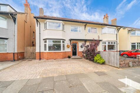 Centurion Drive, Meols, CH47