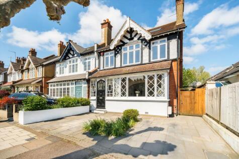 Christchurch Avenue, North Finchley