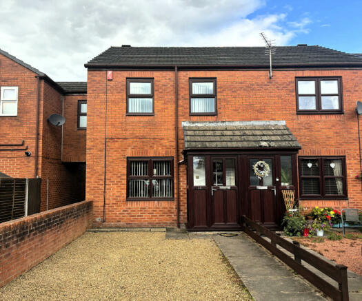 Attractive three bedroom property new to the rent