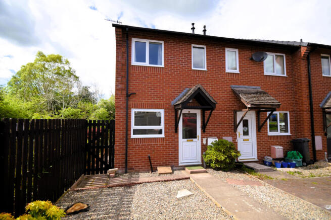 Modern 2 Bed House To Rent