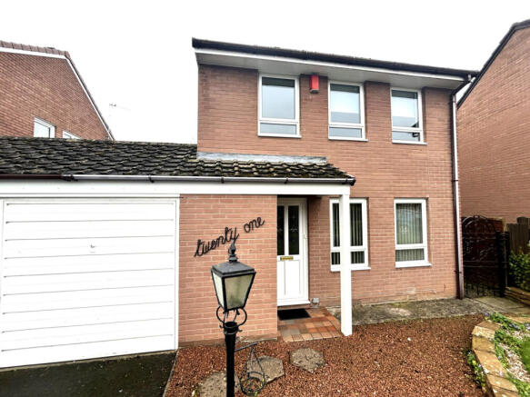 3 Bedroom Semi Detached for Rent, north of the Ri