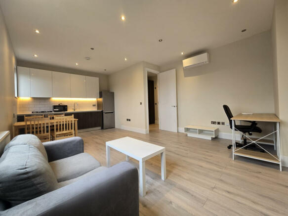 A truly stunning spacious one double bedroom flat