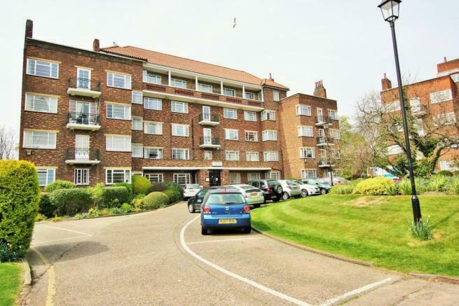 A great size three bedroom ground floor flat avai