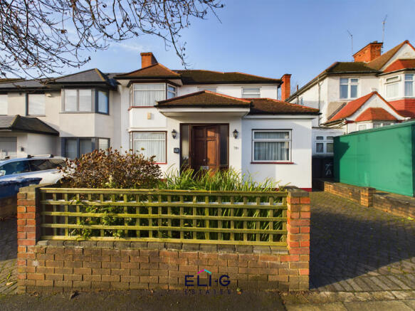 A great size 5 bedroom semi detached family home 