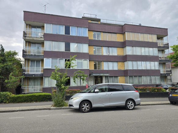 Three bedroom ground floor apartment