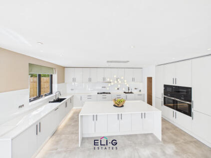 Southbourne Crescent, NW4