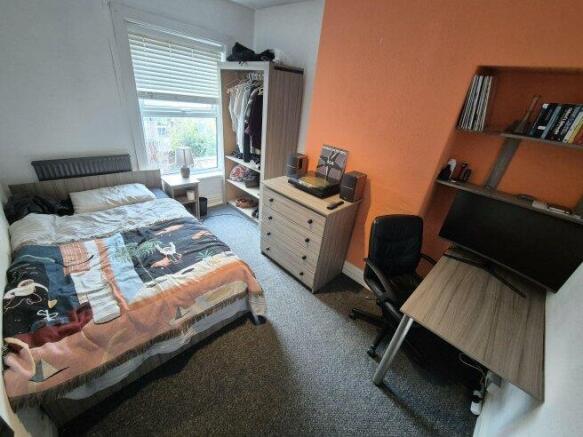 exmouth-street-hu5-2ld-963315