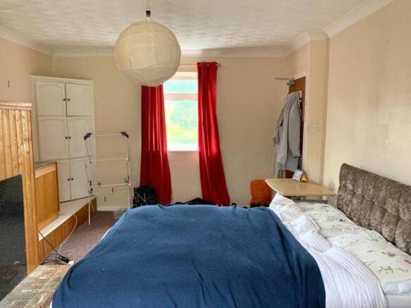 stoke-hills-gu9-7te-947875