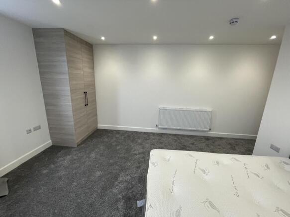 cedar-road-nw2-6ss-970987