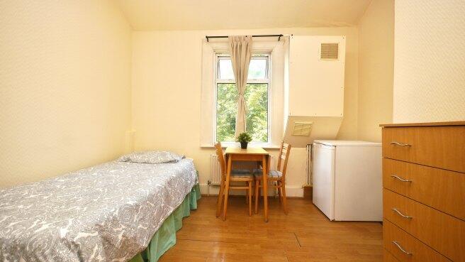blenheim-gardens-nw2-4ns-981435