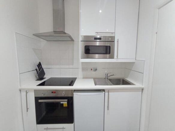 blenheim-gardens-nw2-4ns-981326