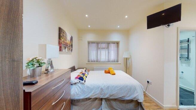 chatsworth-road-nw2-4bh-981591
