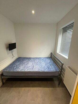 darnley-street-st4-2bh-992165