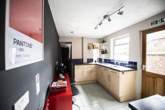 brookside-terrace-ch2-3px-919493