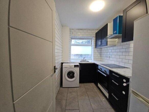 stoneleigh-road-n17-9bq-995320