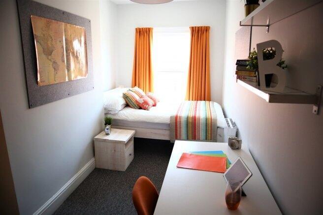 lawrence-road-l15-0eg-997948