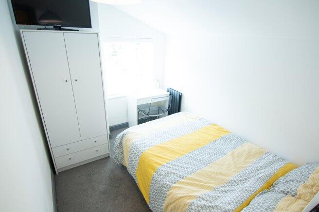 charter-street-me7-1nq-920814