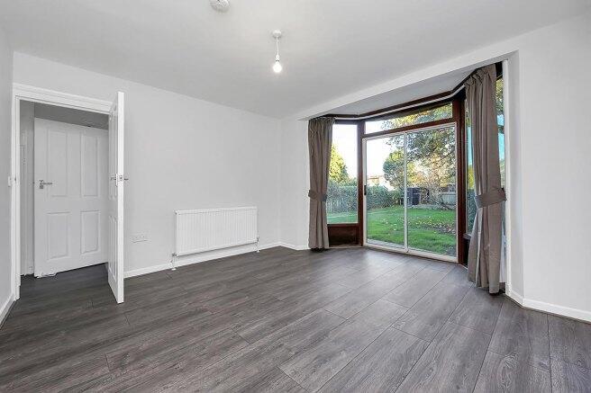 chiltern-drive-kt5-8lx-944772