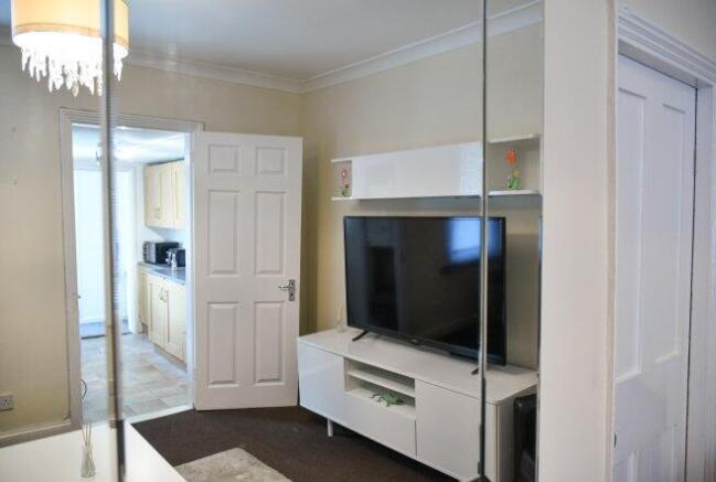 east-street-me7-1eh-915316