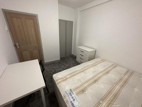 bloemfontein-road-w12-7dj-1039696