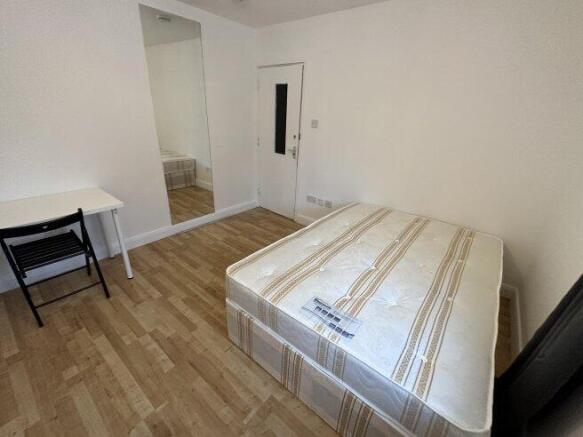 high-road-nw10-2td-1039532