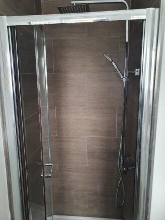 lingard-close-b7-5dj-1040261