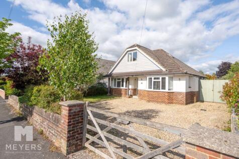 Highfield Drive | Ringwood | BH24