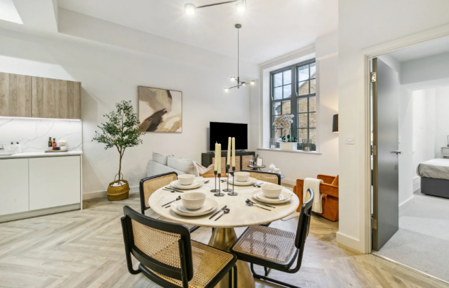 Living/Dining Area