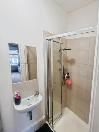 d6e7cc75shower20room