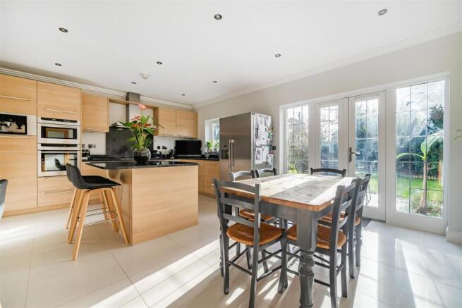 Kitchen/Breakfast Room