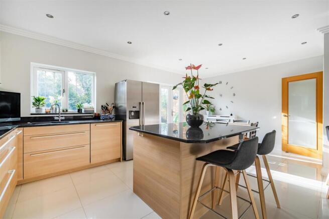 Kitchen/Breakfast Room