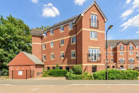 Eaton Avenue, Burnham, SL1