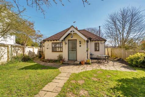 Sutton Road, Cookham, SL6